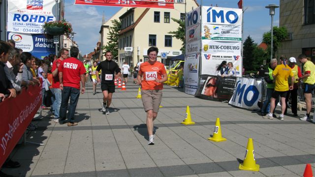 ../Images/BenefizlaufMerseburg2011 (93).jpg